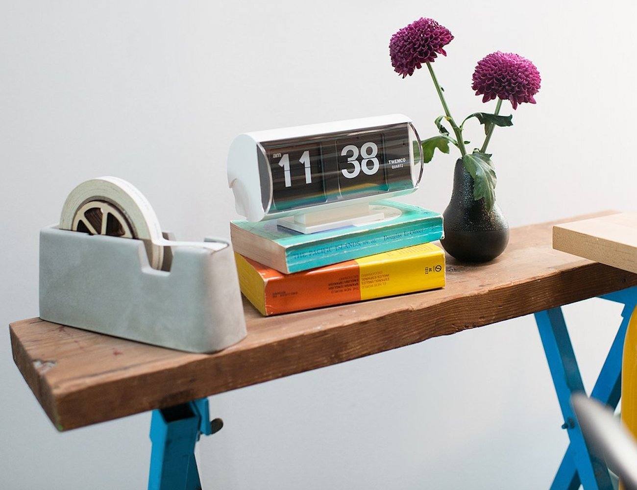 Twemco Table Flip Clock QT-30T has a mid-century design & is practically maintenance-free