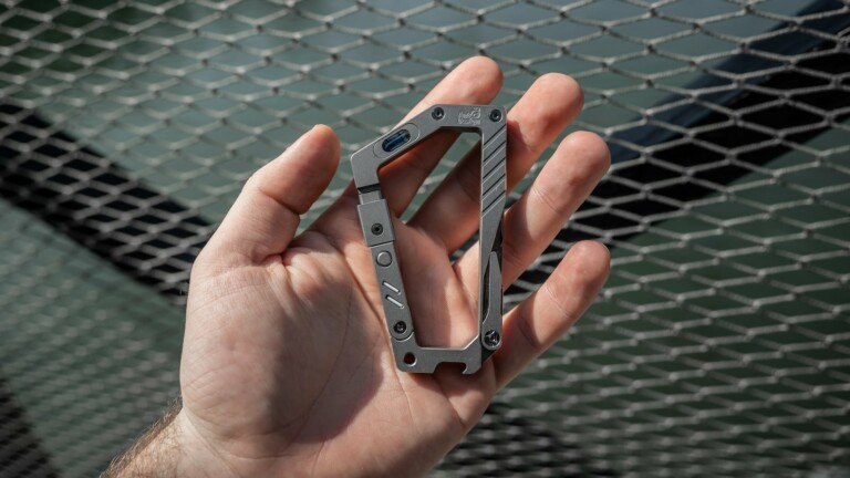 AntDesign GH Carabiner is ideal for adventurers with its 17-in-1 functionality