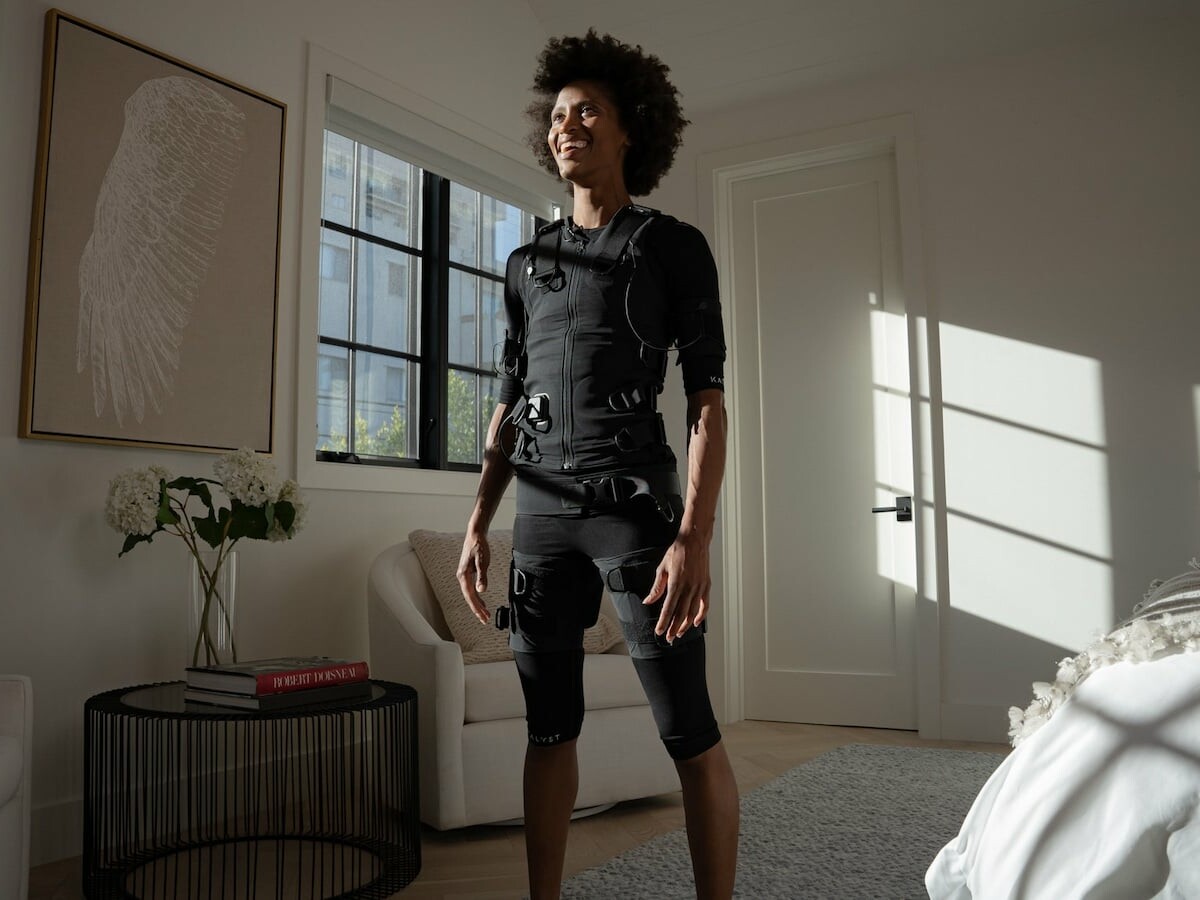 Katalyst Suit EMS technology sportswear gives you a full body workout in just 20 minutes
