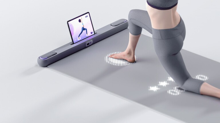 Solelp interactive yoga mat turns stretching into a fun game for daily motivation