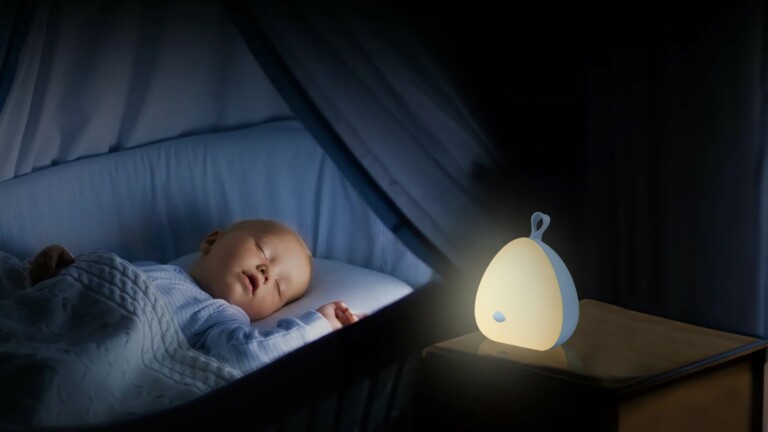 VAVA Peep-a-Light baby night-light offers soothing colors and lullabies for little ones
